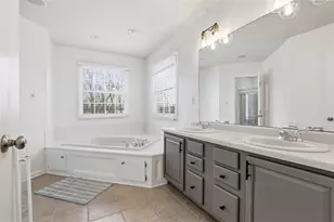 1007 Fieldstone Dr, Cecil, PA 15317 - Photo 30