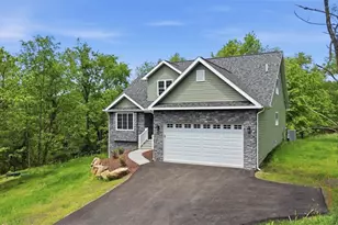 5149 Watters Rd, Lower Burrell, PA 15068 - Photo 2