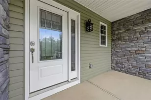 5149 Watters Rd, Lower Burrell, PA 15068 - Photo 4