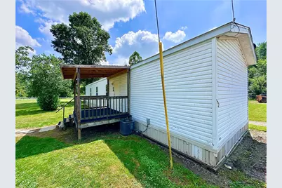 1761 Old Youngstown Rd, Union Township, PA 16116 - Photo 10