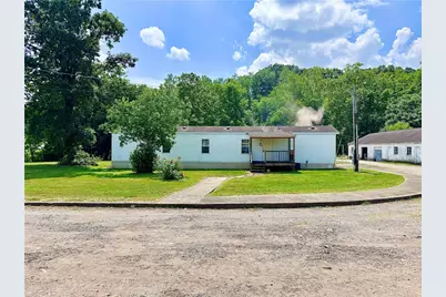 1761 Old Youngstown Rd, Union Township, PA 16116 - Photo 2