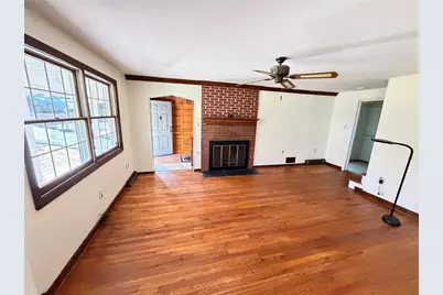 5684 Valleyview Dr, Bethel Park, PA 15102 - Photo 10