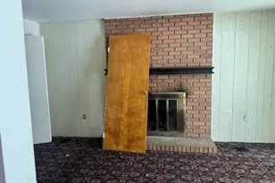 8612 E Barkhurst Dr, Pittsburgh, PA 15237 - Photo 2