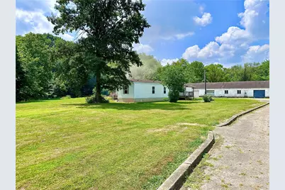 1761 Old Youngstown Rd, Union Township, PA 16116 - Photo 6