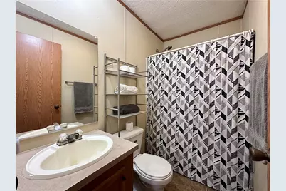 1761 Old Youngstown Rd, Union Township, PA 16116 - Photo 16