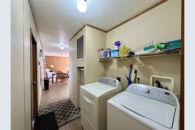 1761 Old Youngstown Rd, Union Township, PA 16116 - Photo 12