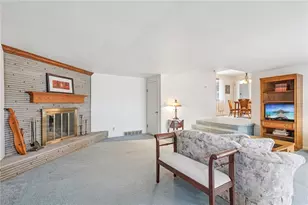 1043 Van Velsor Dr, Richland, PA 15007 - Photo 4