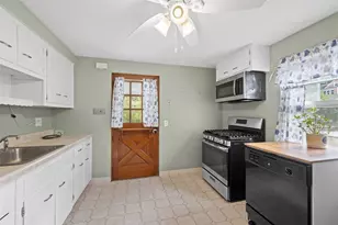 308 Sandy Dr, Pittsburgh, PA 15116 - Photo 12