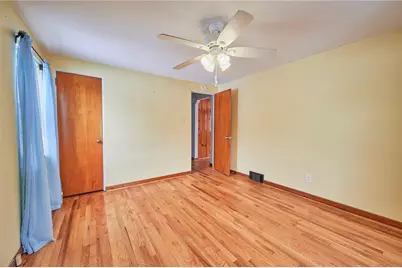 308 Sandy Dr, Pittsburgh, PA 15116 - Photo 10