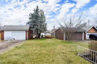 36 Commonwealth Ave, Duquesne, PA 15110 - Photo 6