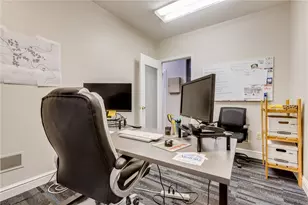 70 S 12th St, Pittsburgh, PA 15203 - Photo 38