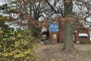 1832 S Eighty Eight Rd, Greensboro, PA 15338 - Photo 2