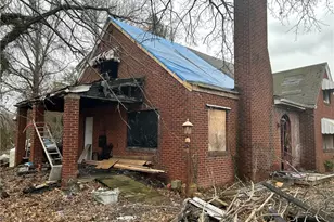 1832 S Eighty Eight Rd, Greensboro, PA 15338 - Photo 4