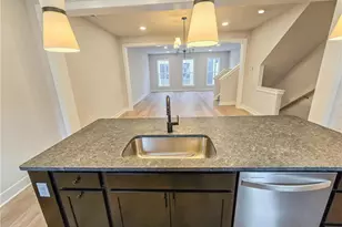 305 Frederick Ln, Cranberry Township, PA 16066 - Photo 12