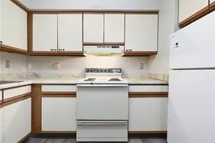 1987 Centurion Dr, Pittsburgh, PA 15221 - Photo 18