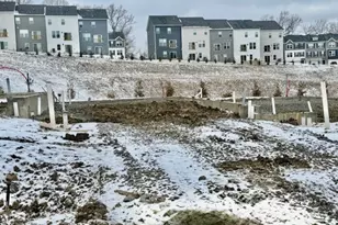 767 Olivia St, Pittsburgh, PA 15205 - Photo 2