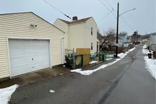 1600 McClure St, Homestead, PA 15120 - Photo 8