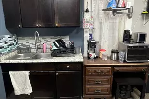 705 Blaine St, New Castle, PA 16101 - Photo 10