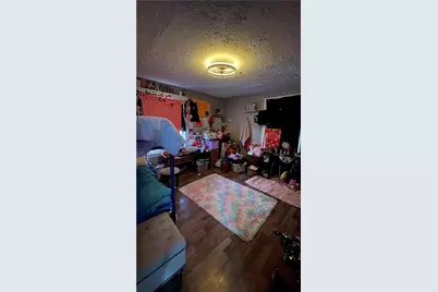 705 Blaine St, New Castle, PA 16101 - Photo 12