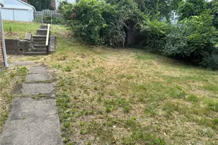 1923 Woodward Ave, Pittsburgh, PA 15226 - Photo 16