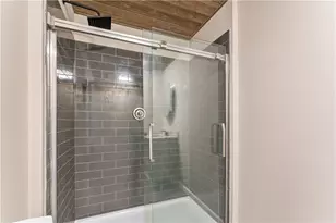 864 Main St, McClellandtown, PA 15458 - Photo 6