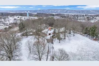 450 Knollwood Cir, Economy, PA 15042 - Photo 18