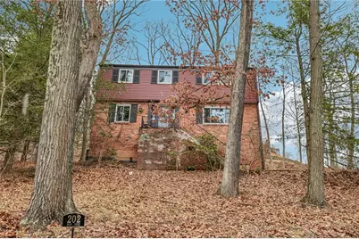 202 West Dr, Pittsburgh, PA 15215 - Photo 1