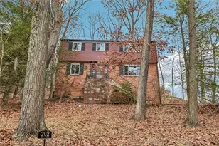 202 West Dr, Pittsburgh, PA 15215 - Photo 1