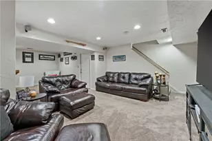 836 Lynda Ln, North Versailles, PA 15137 - Photo 28