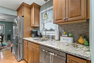 836 Lynda Ln, North Versailles, PA 15137 - Photo 10