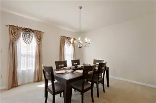 2076 Majestic Dr, North Strabane, PA 15317 - Photo 16