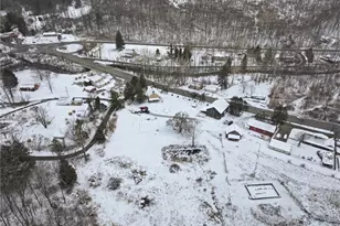 105 Bauer Rd, Mount Pleasant Township, PA 15666 - Photo 4