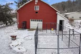 105 Bauer Rd, Mount Pleasant Township, PA 15666 - Photo 22