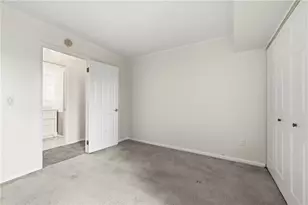 4106 Charlemagne Cir, Pittsburgh, PA 15237 - Photo 16