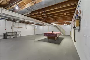 299 Hansen Ave, Ellwood City, PA 16117 - Photo 34