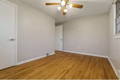 299 Hansen Ave, Ellwood City, PA 16117 - Photo 24