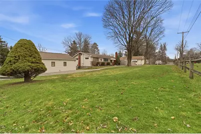 299 Hansen Ave, Ellwood City, PA 16117 - Photo 36