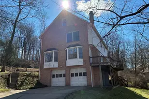 624 Hidden Oak Dr, Jefferson Hills, PA 15025 - Photo 2