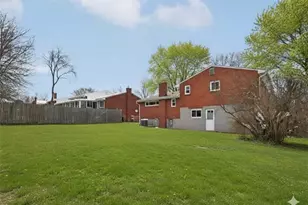 537 Fieldstone Dr, Monroeville, PA 15146 - Photo 28