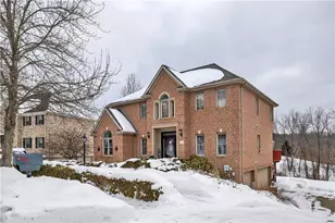 113 Middleground, Cranberry Township, PA 16066 - Photo 2