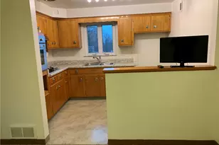 420 Grant Ave Ext, West Mifflin, PA 15122 - Photo 4