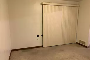 420 Grant Ave Ext, West Mifflin, PA 15122 - Photo 8