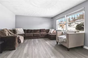 6431 Union Ave, Finleyville, PA 15332 - Photo 6