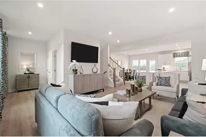 166 Elk Ridge Dr, Coraopolis, PA 15108 - Photo 2