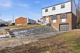 103 Glenora Dr, Robinson Twp, PA 15108 - Photo 8