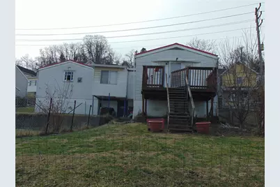 910 Lincoln Ave, Charleroi Boro, PA 15022 - Photo 24