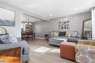 802 Timberwood Dr, Cranberry Township, PA 16066 - Photo 6