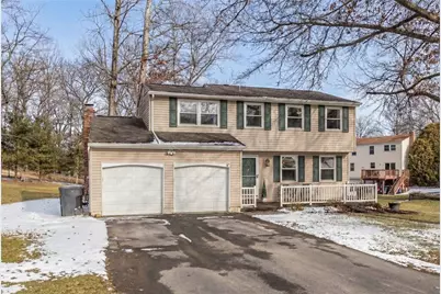 802 Timberwood Drive, Cranberry Township, PA 16066 - Photo 4