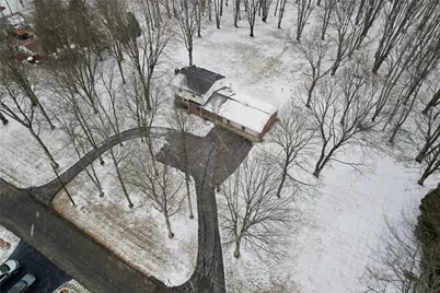 411 Kerry Dr, Butler, PA 16001 - Photo 4