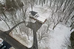 411 Kerry Dr, Butler, PA 16001 - Photo 4